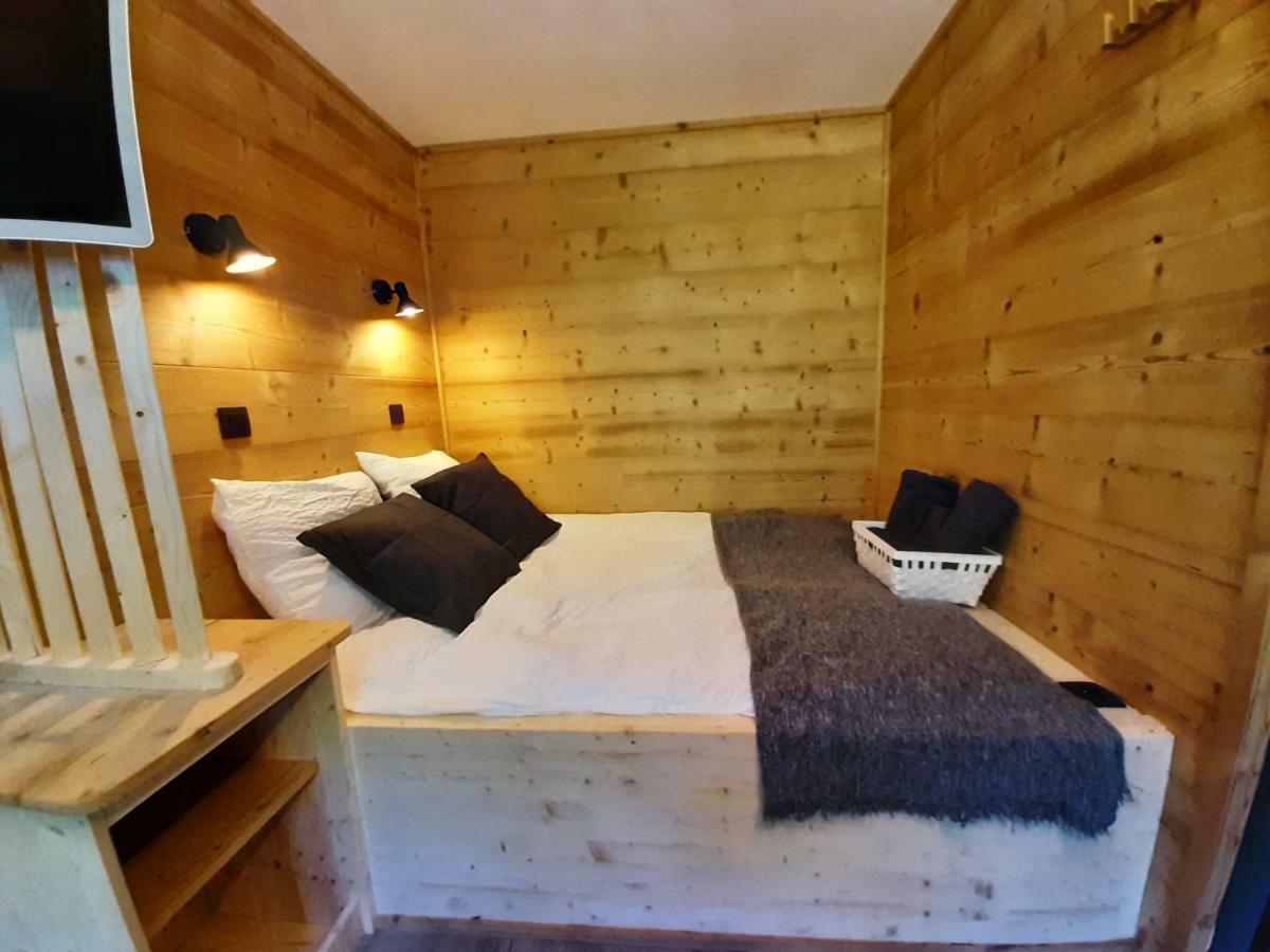 O Cosy D'Olle Apartment Алмон Екстериор снимка